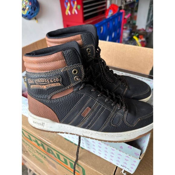 Levi's men's 520 shoes size 9.5 black brown high tops - Picture 1 of 6
